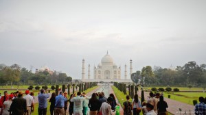 Taj Mahal at 7 am, just in time when visitors start coming in.
