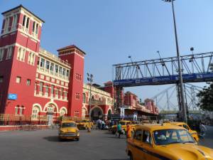 The Iconic Howrah Train Station 