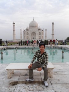 Obligatory Bench Shot , where Lady Diana once  Took hers during the 80's