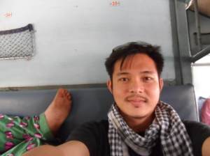 How I spent my 5 hours sleeper's class train ride from Agra to Delhi. Hello Feet !