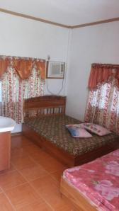 Duplex type unit, good for 4