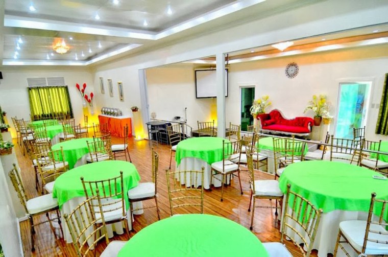 970422_10201863335416202_119818650_n