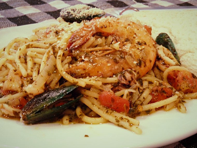 ilocosNorte32_johnny's pasta