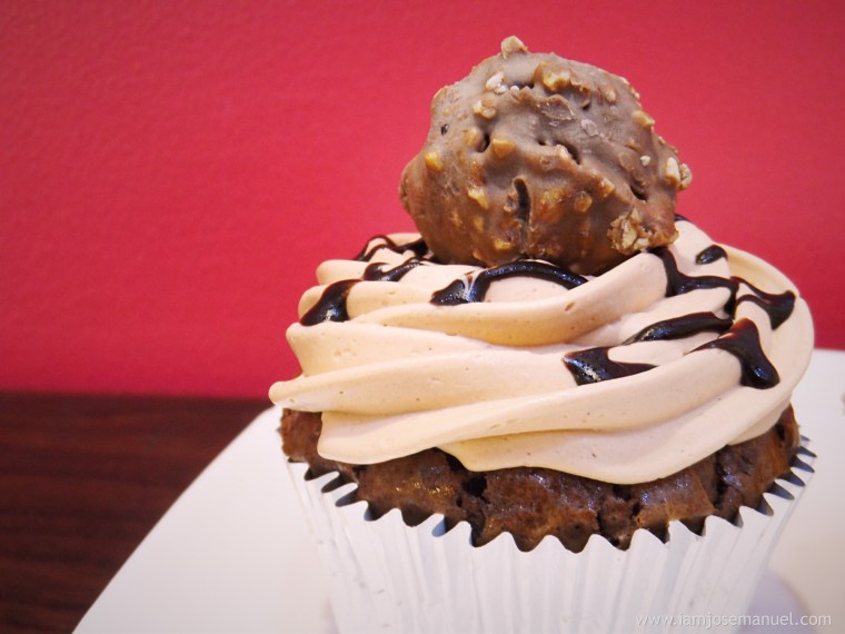 mix n magic fererro cupcake